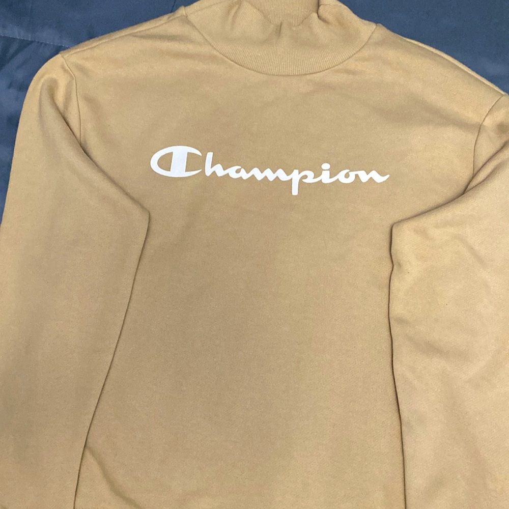 Champion Turtle neck crew neck sweater